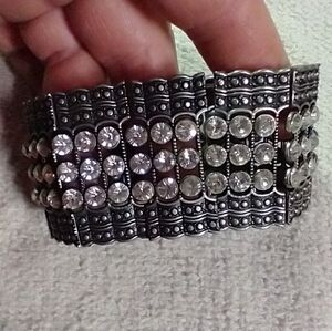 Dark grey 🩶 crystal stretch bracelet wide large